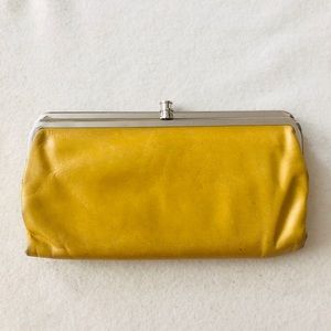 HOBO Lauren clutch wallet